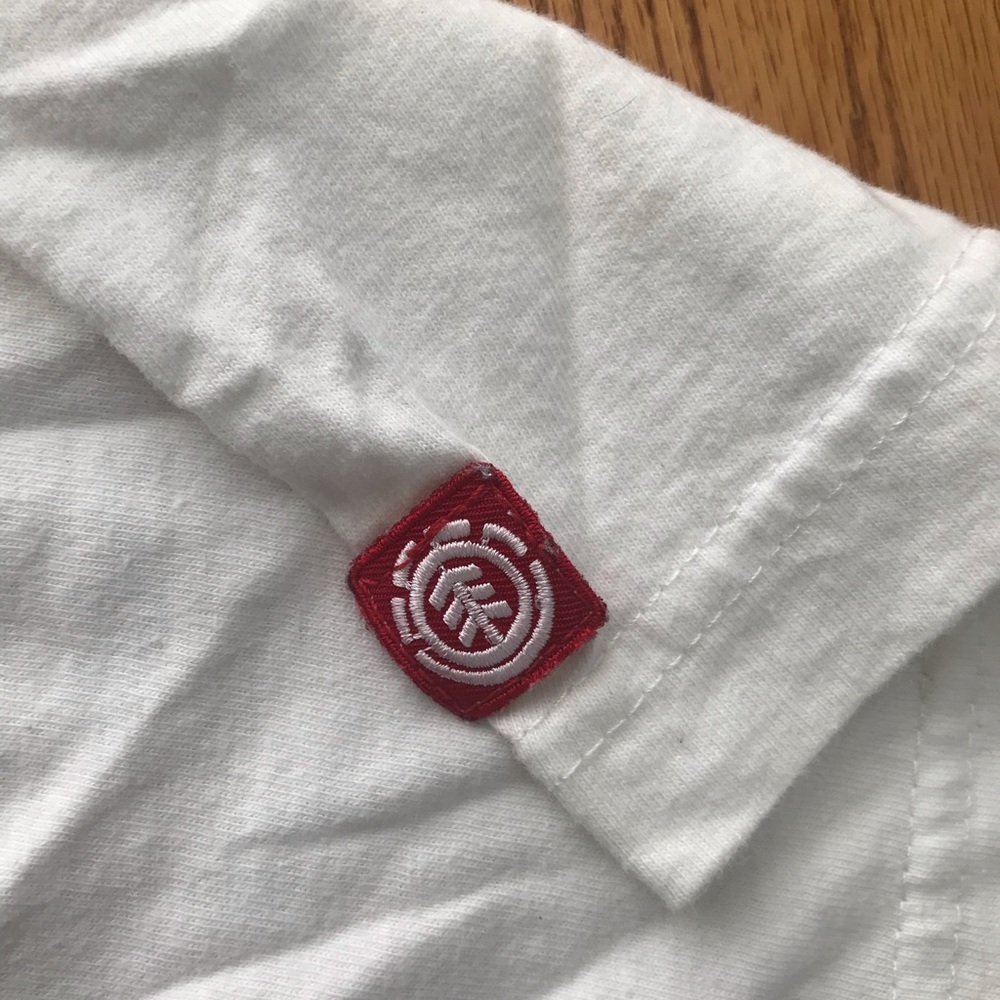 Element tee - Picture 4 of 4